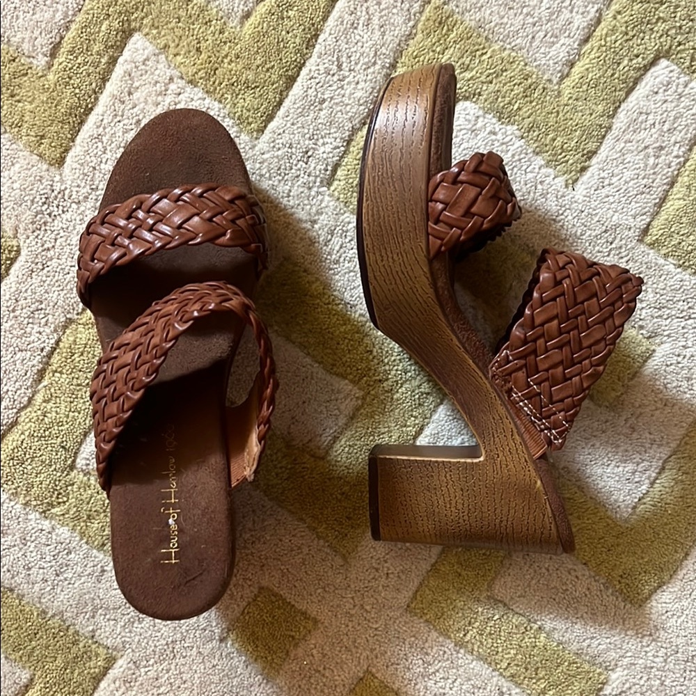 Brown Woven Women's Y2K Sandals